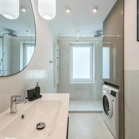 Апартаменти Dr - Aurora