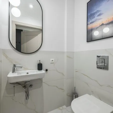 Dr - Aurora Апартаменти *