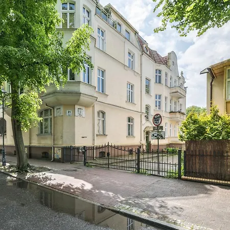 Dr - Aurora Сопот